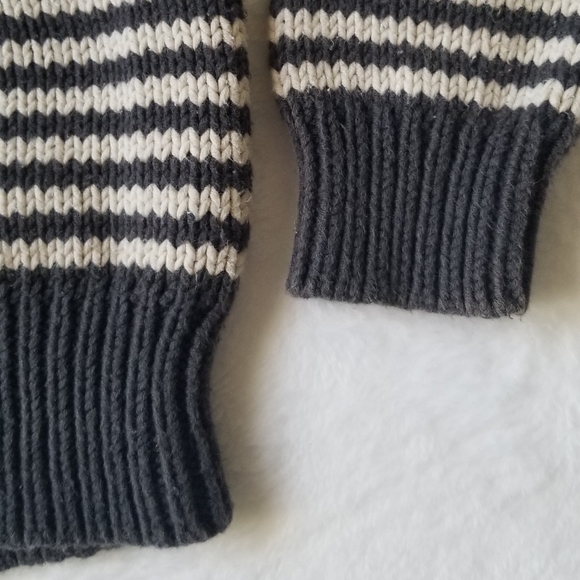 Kids Jcrew Crewcuts sweater pullover - Picture 2 of 3